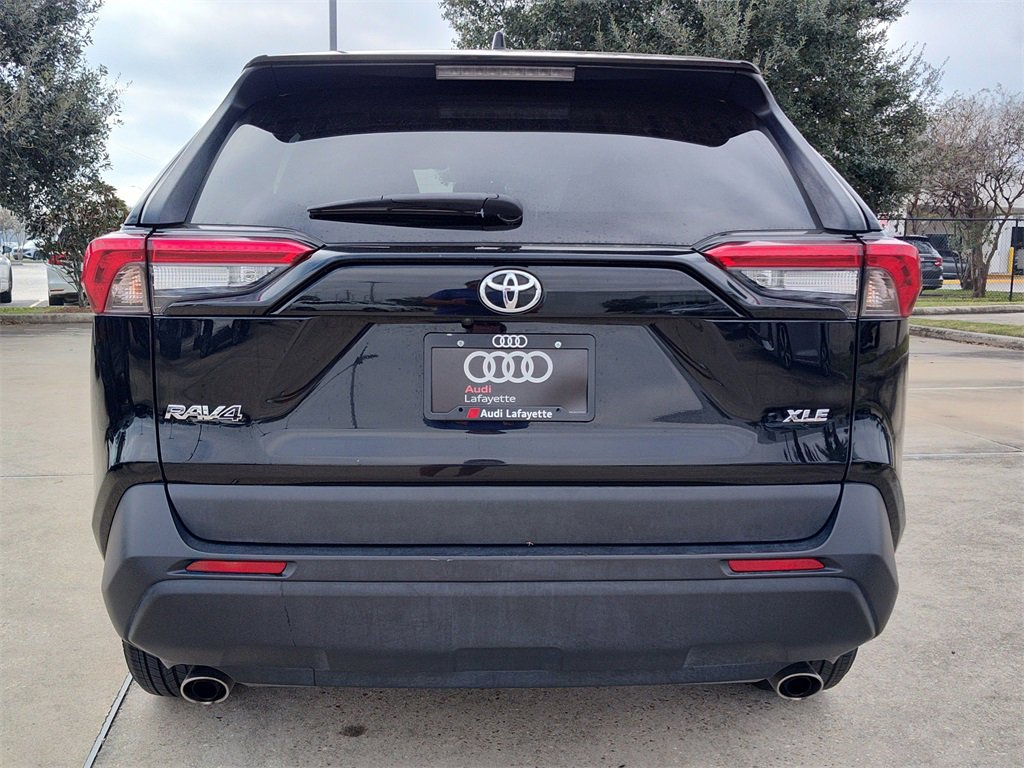 Used 2024 Toyota RAV4 XLE image 7