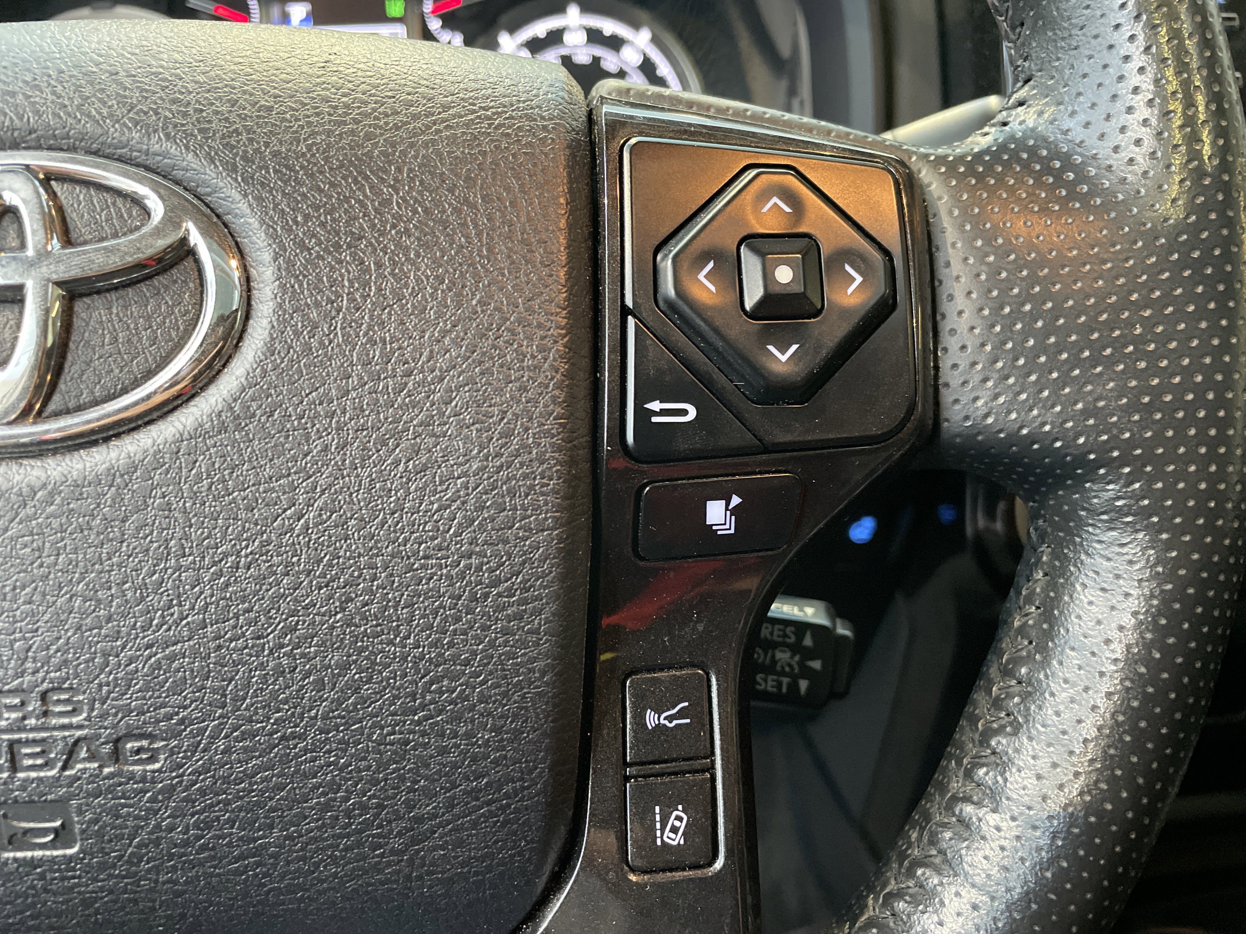 Used 2024 Toyota 4Runner TRD Pro AWD/4WD image 24