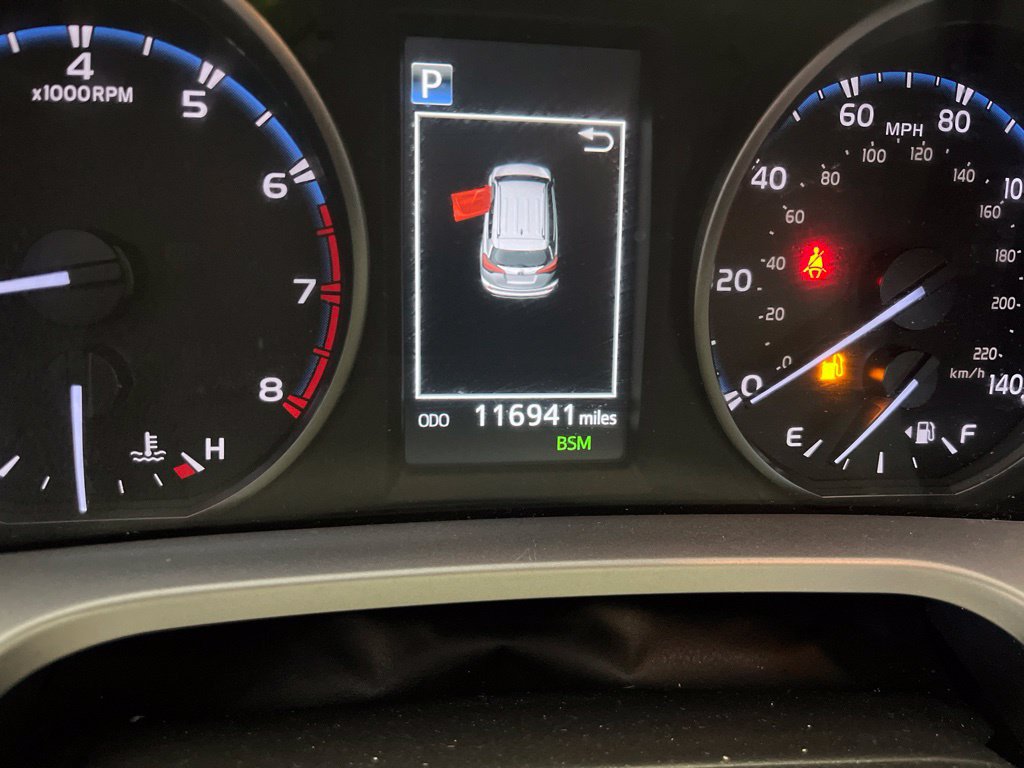 Used 2017 Toyota RAV4 XLE FWD image 11