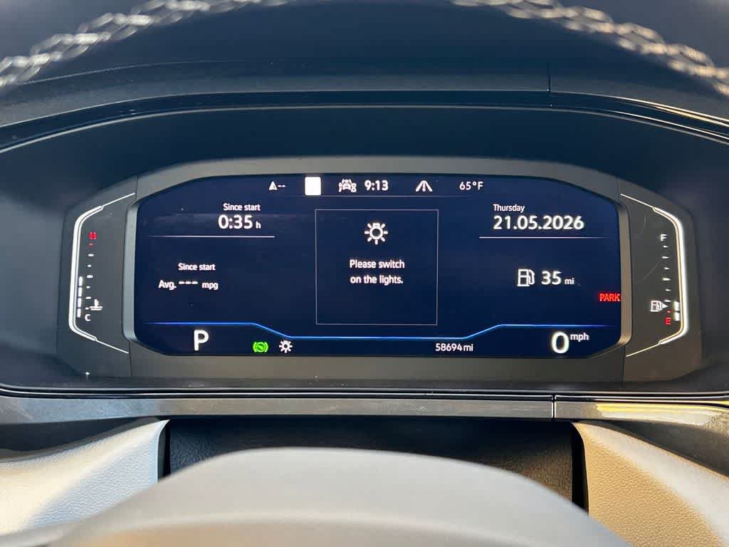Used 2022 Volkswagen Taos SEL w/ Panoramic Sunroof Package AWD/4WD image 17