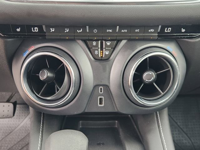 Used 2023 Chevrolet Blazer LT w/ Convenience Package image 18