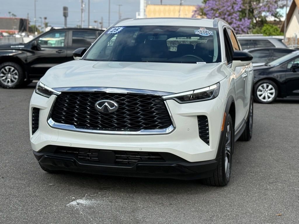 Used 2025 INFINITI QX60 Luxe w/ Lighting Package (N94) image 5