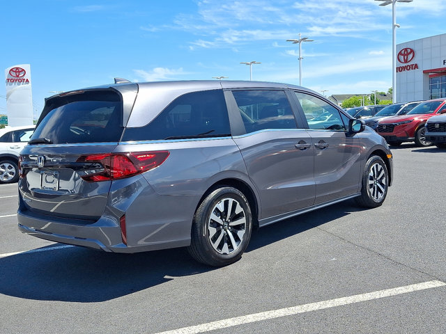 Certified 2026 Honda Odyssey EX-L image 6
