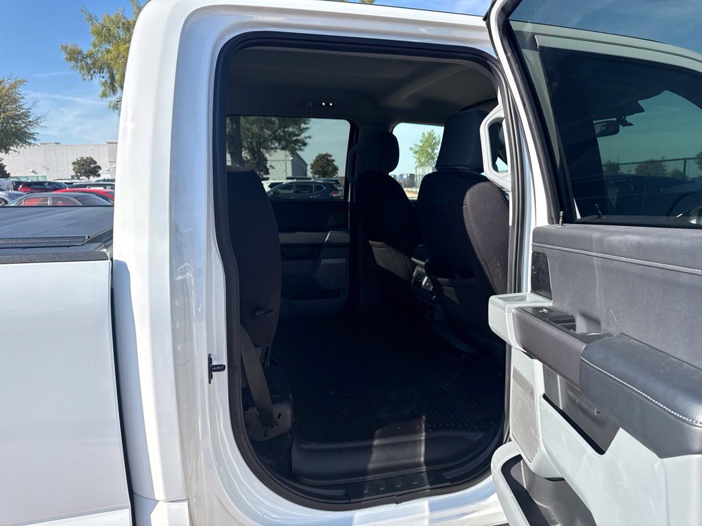 Used 2024 Ford F250 XLT w/ XLT Premium Package AWD/4WD image 17