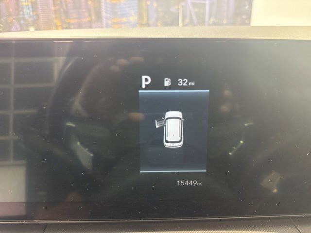 Used 2025 Hyundai Santa Fe XRT image 13