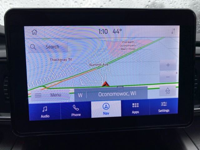 Used 2022 Ford Explorer XLT w/ Equipment Group 202A image 3