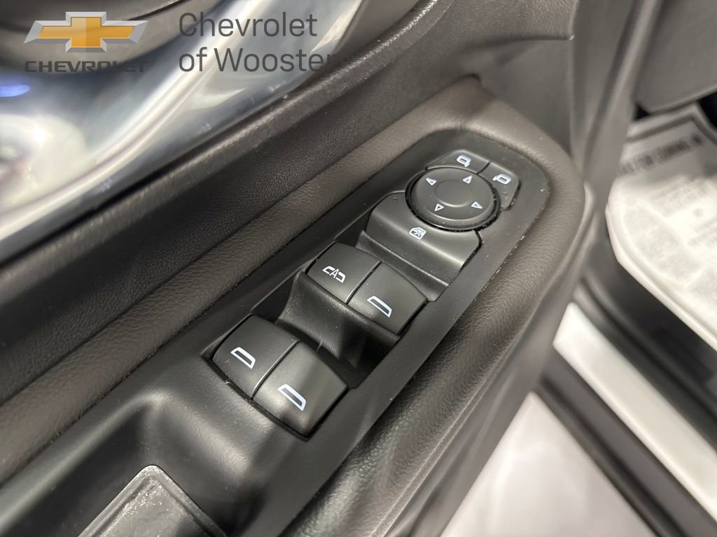 Used 2023 GMC Terrain SLE w/ Driver Convenience Package image 10