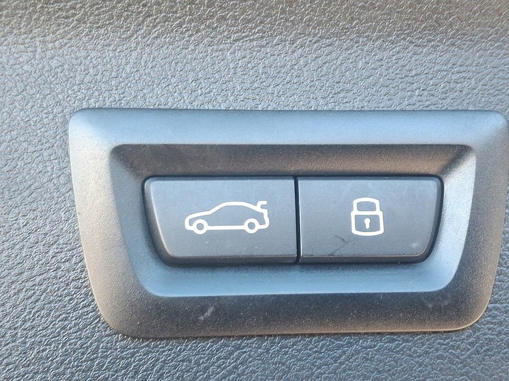 Used 2023 BMW X3 xDrive30i w/ Premium Package w/ZPA image 30