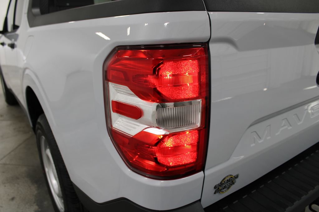 New 2025 Ford Maverick XL w/ Equipment Group 102A image 21