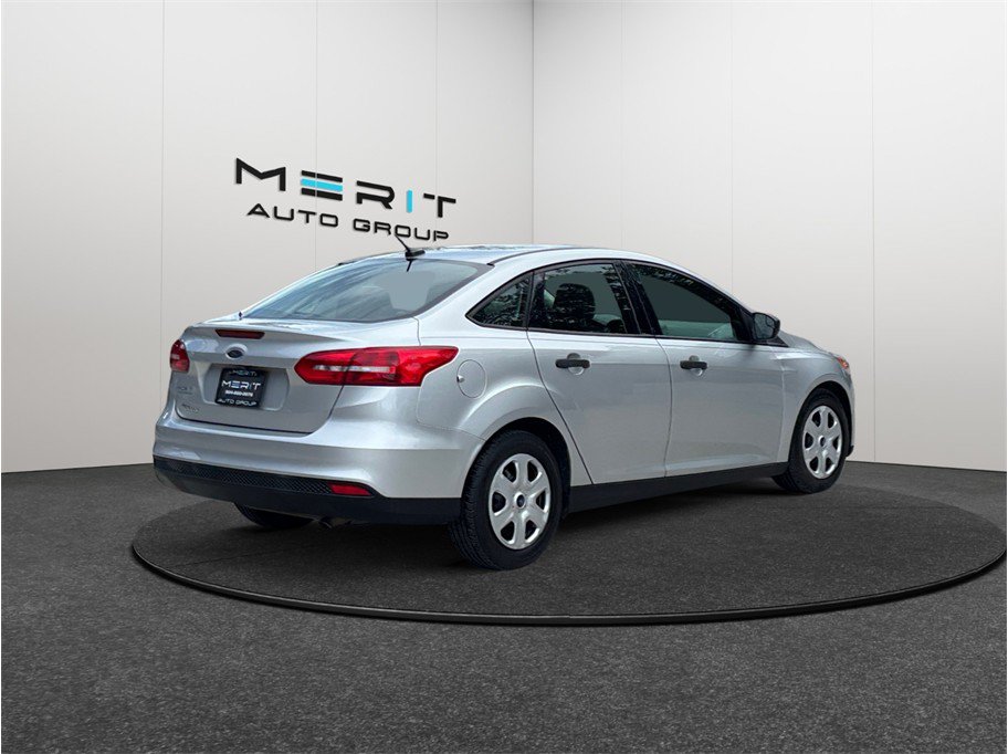 Used 2018 Ford Focus S FWD image 9