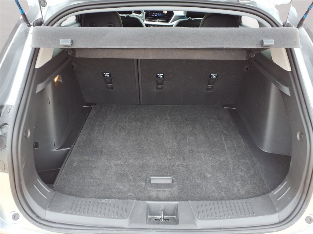 Used 2026 Chevrolet Trax LT image 29
