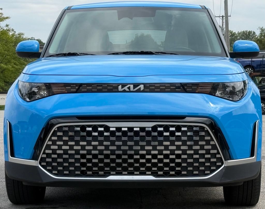 Used 2023 Kia Soul EX FWD image 9