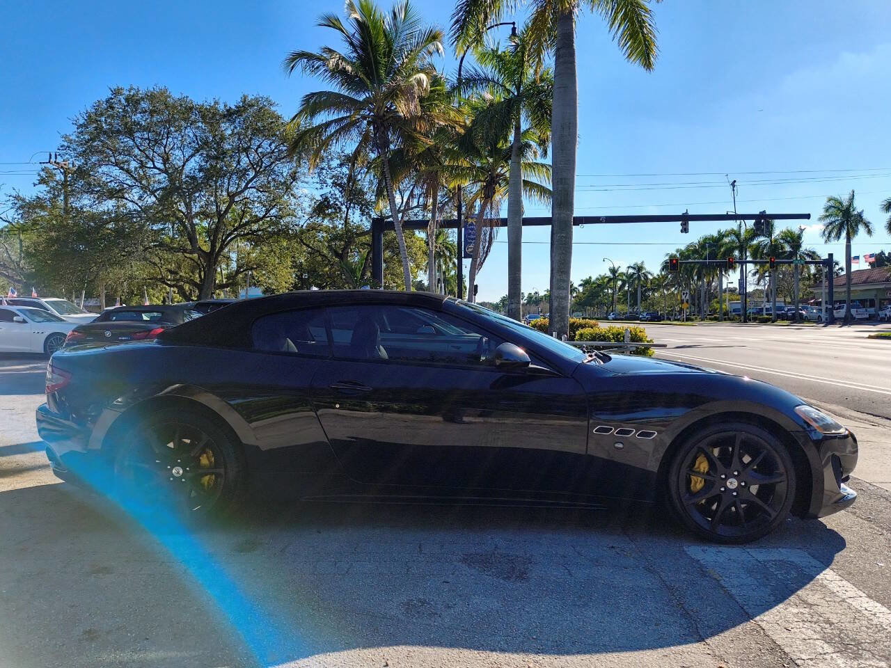 Used 2015 Maserati GranTurismo Sport RWD image 27