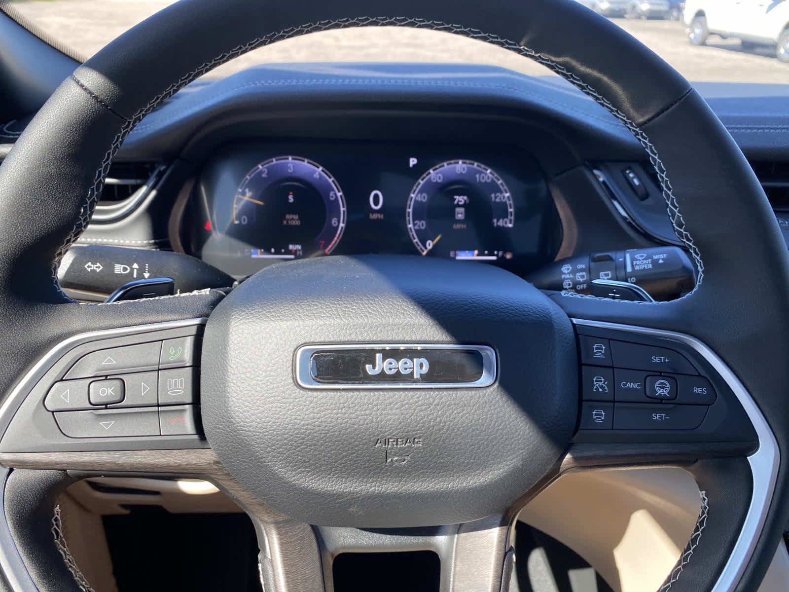 New 2027 Jeep Grand Cherokee L Limited AWD/4WD image 14