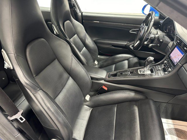 Used 2017 Porsche 911 Turbo S image 30