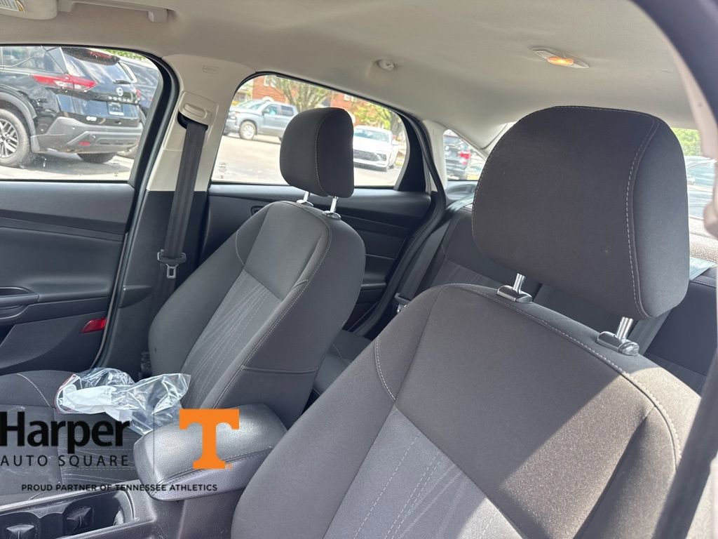 Used 2015 Ford Focus SE FWD image 12
