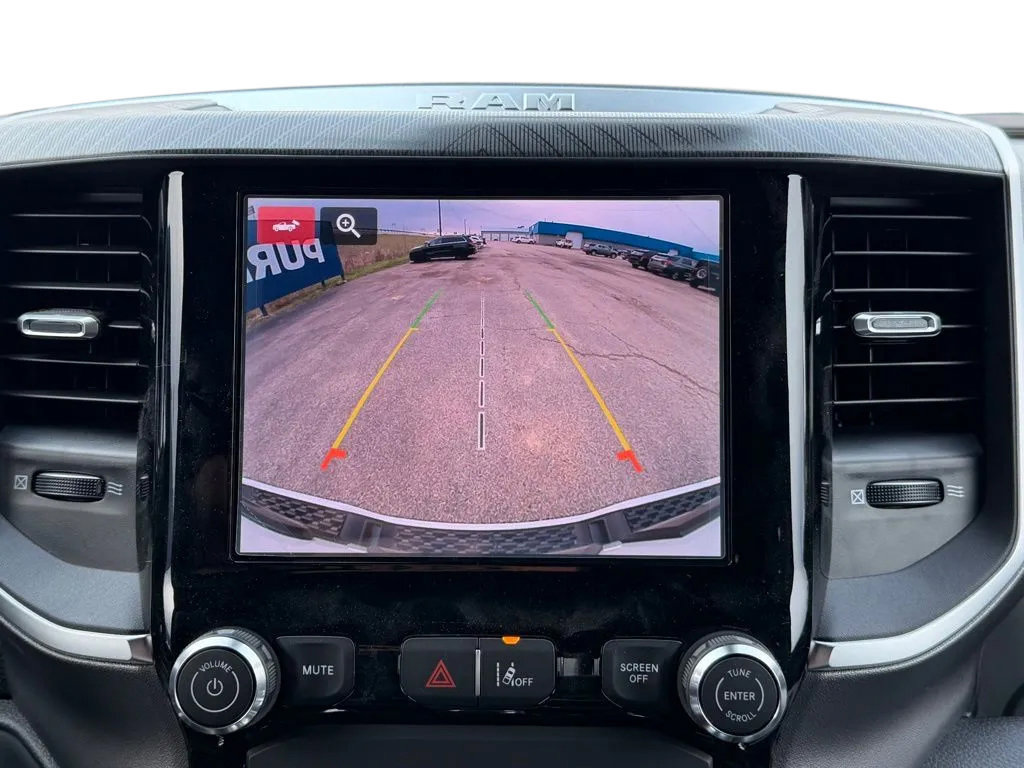 New 2026 RAM 1500 Express AWD/4WD image 18