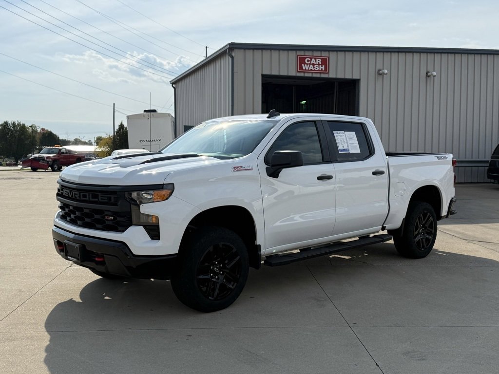 Used 2022 Chevrolet Silverado 1500 Custom Trail Boss image 2