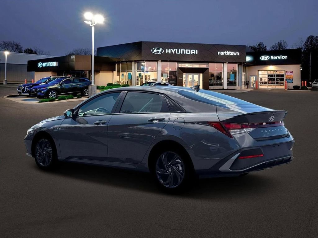 New 2026 Hyundai Elantra Sport FWD image 4