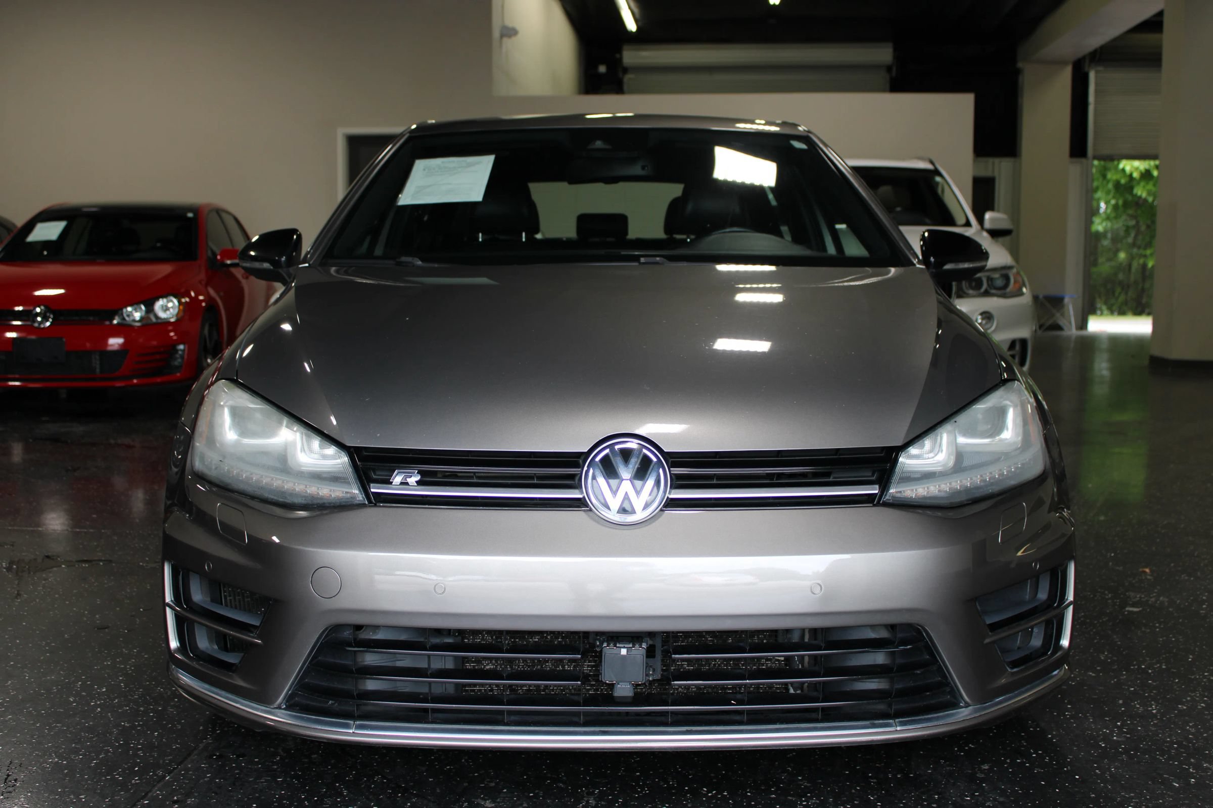 Used 2016 Volkswagen Golf R 4-Door w/ Driver Assistance Package AWD/4WD image 7