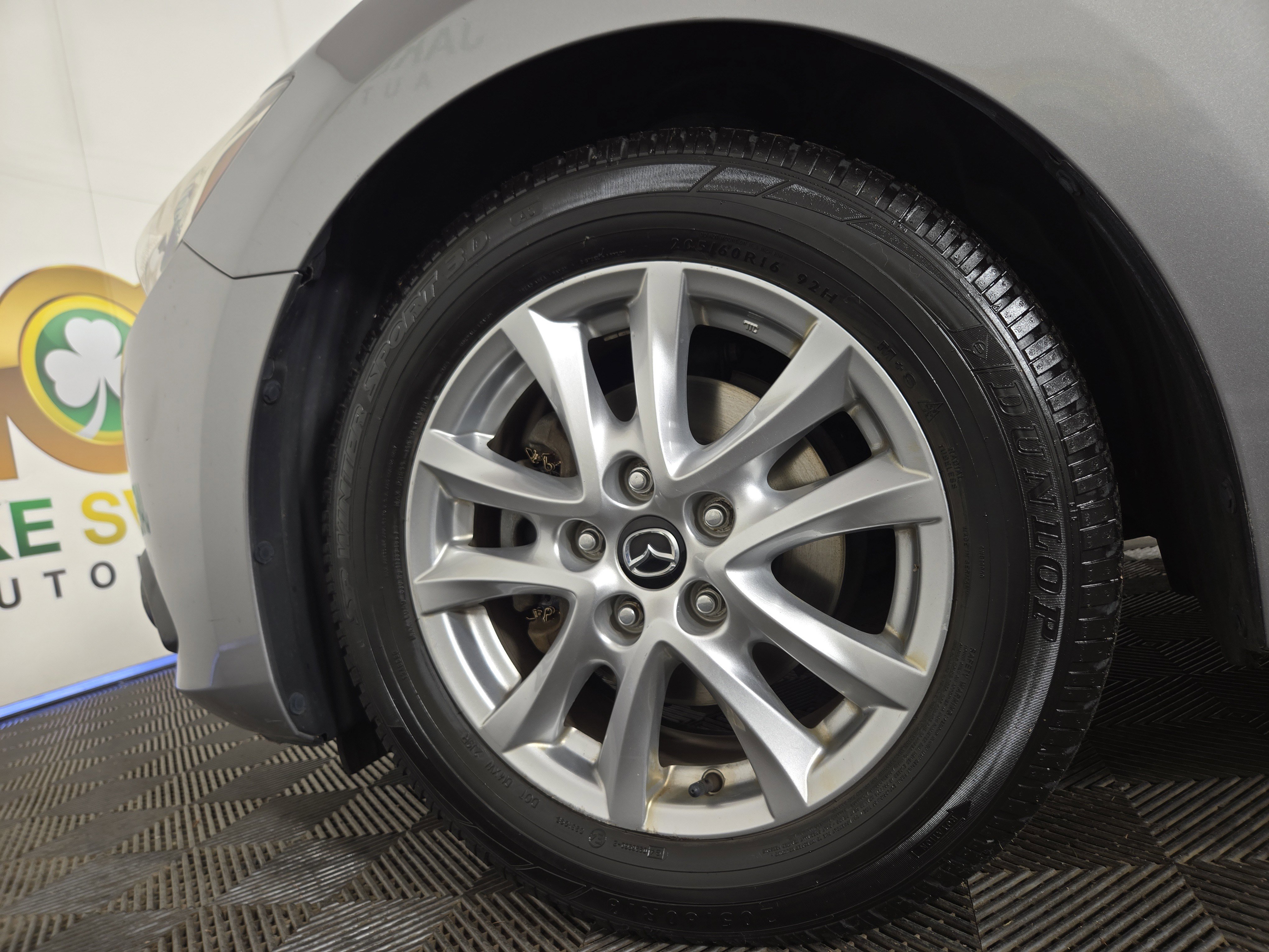 Used 2014 MAZDA MAZDA3 i Touring w/ Technology Package image 32