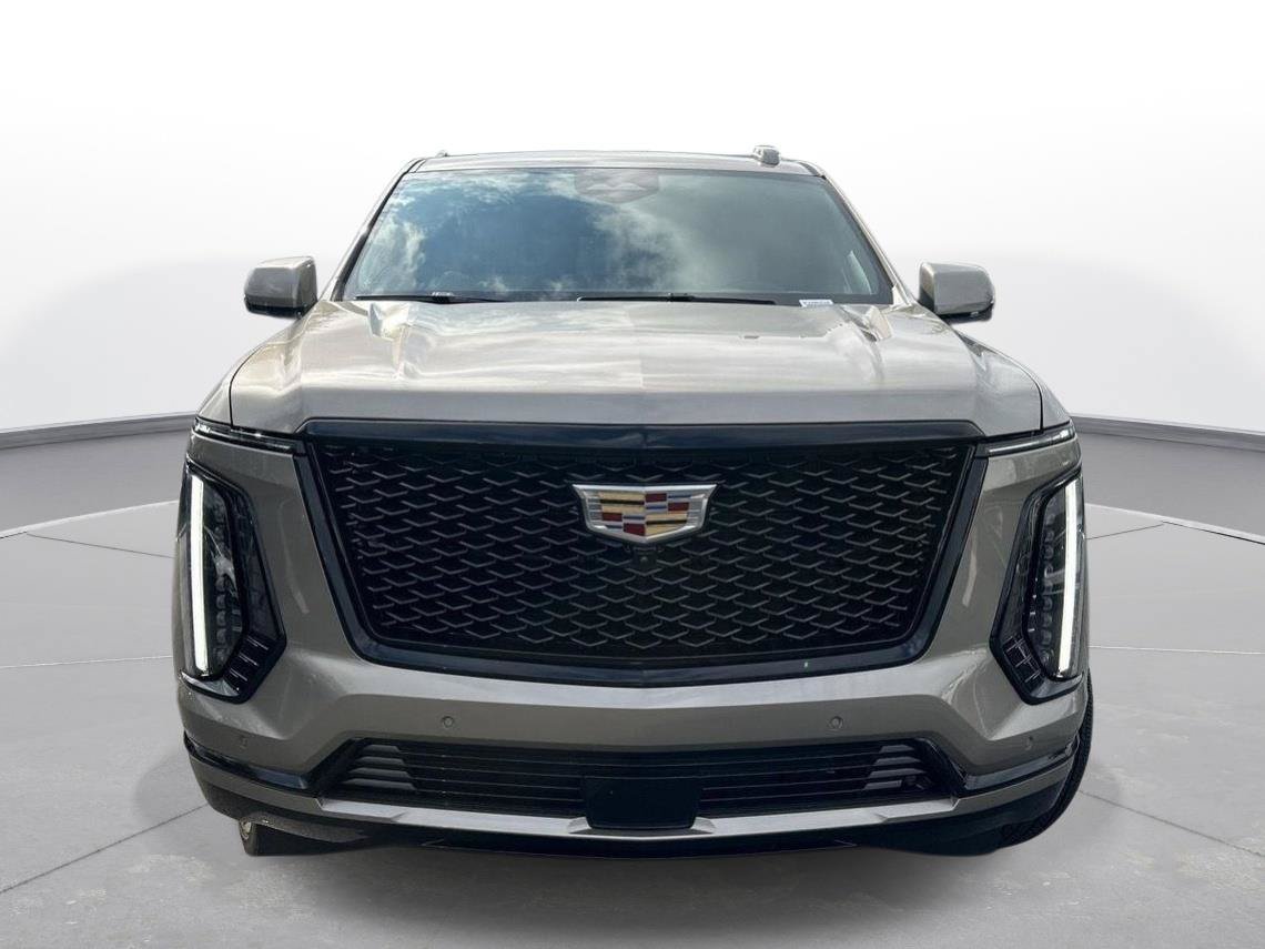 Used 2025 Cadillac Escalade Sport Platinum w/ LPO, ONYX Package AWD/4WD image 3
