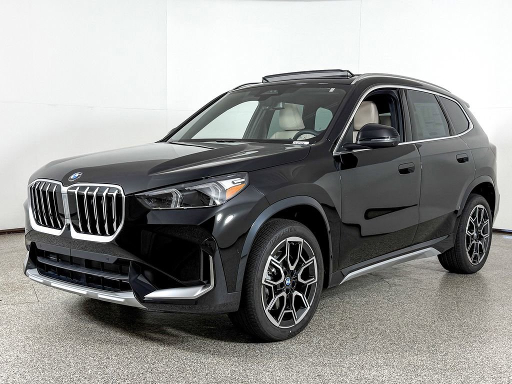 New 2025 BMW X1 xDrive28i w/ Technology Package