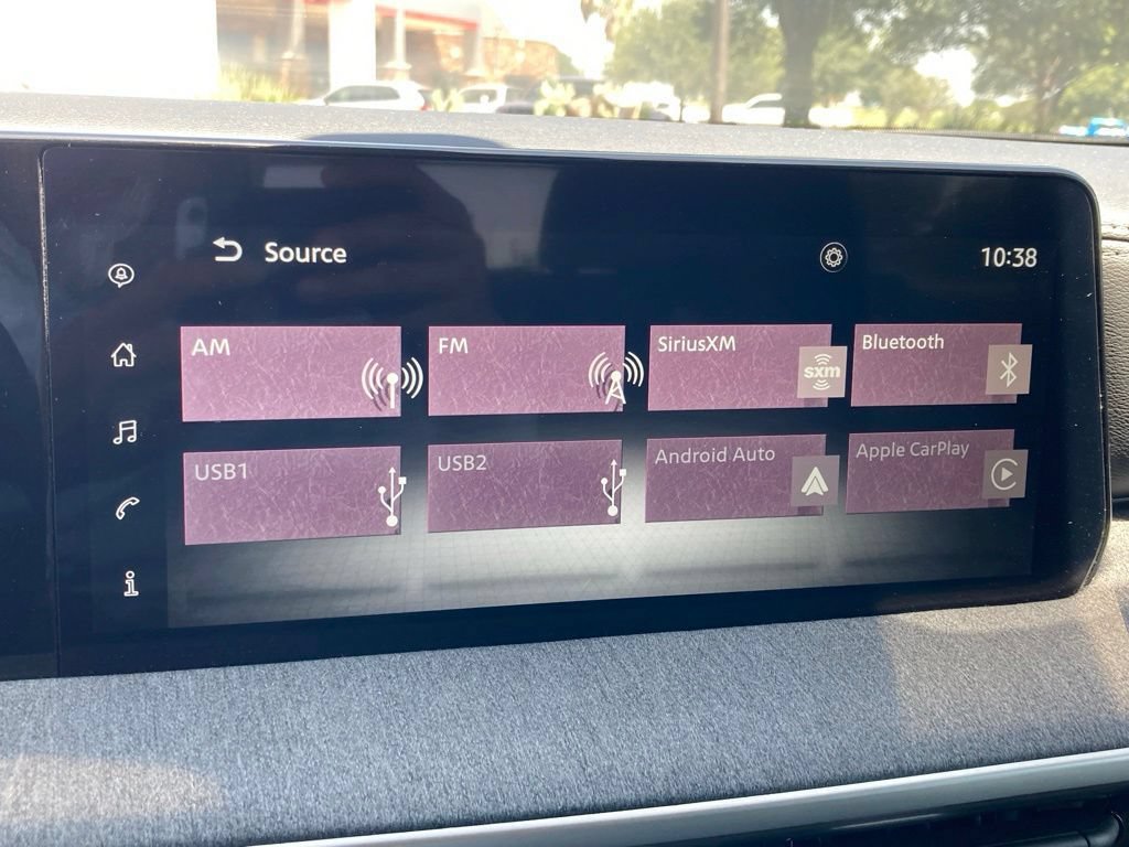 Used 2025 Nissan Kicks SV AWD/4WD image 19