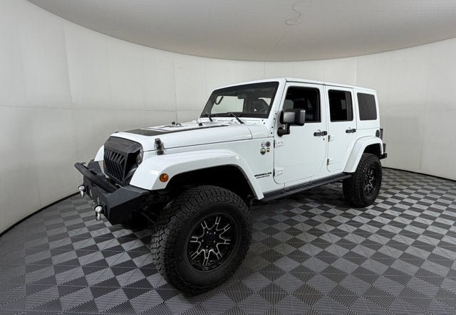 Used 2012 Jeep Wrangler Unlimited Sahara AWD/4WD image 2