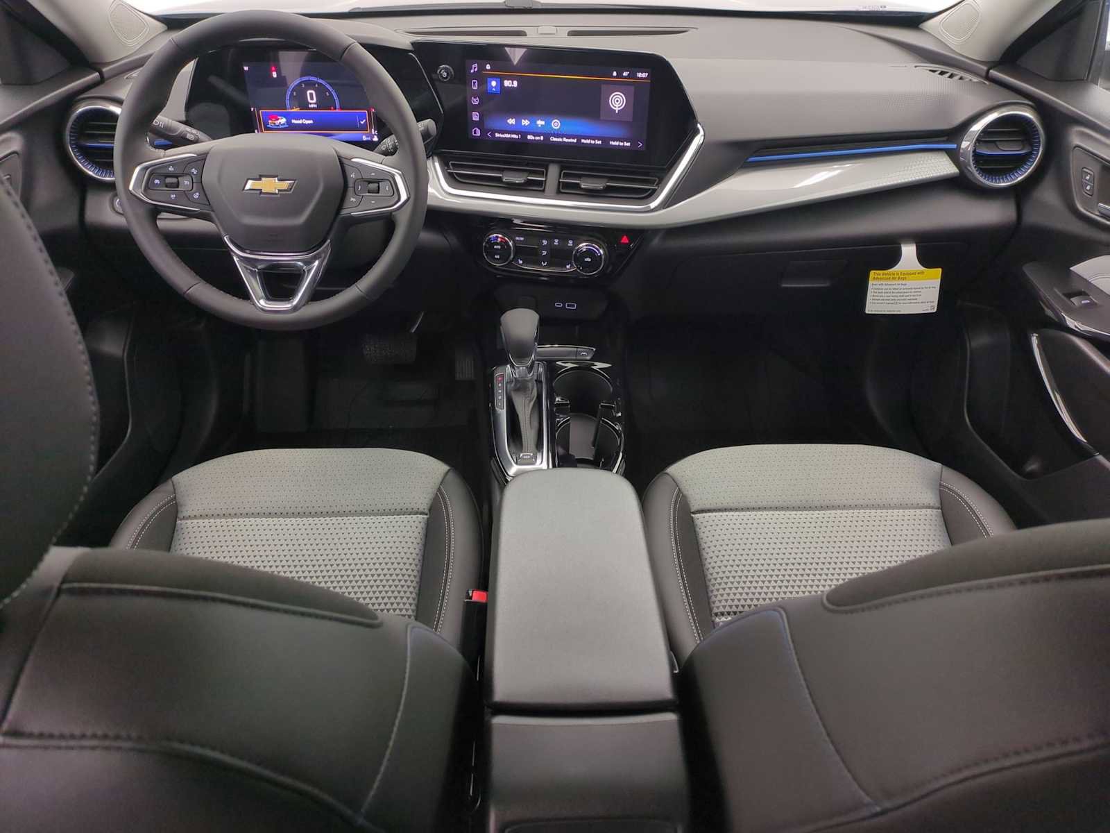 New 2026 Chevrolet Trax LT w/ Driver Confidence Package image 14