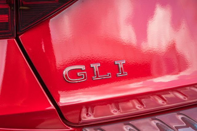 Used 2023 Volkswagen Jetta GLI Autobahn FWD image 8