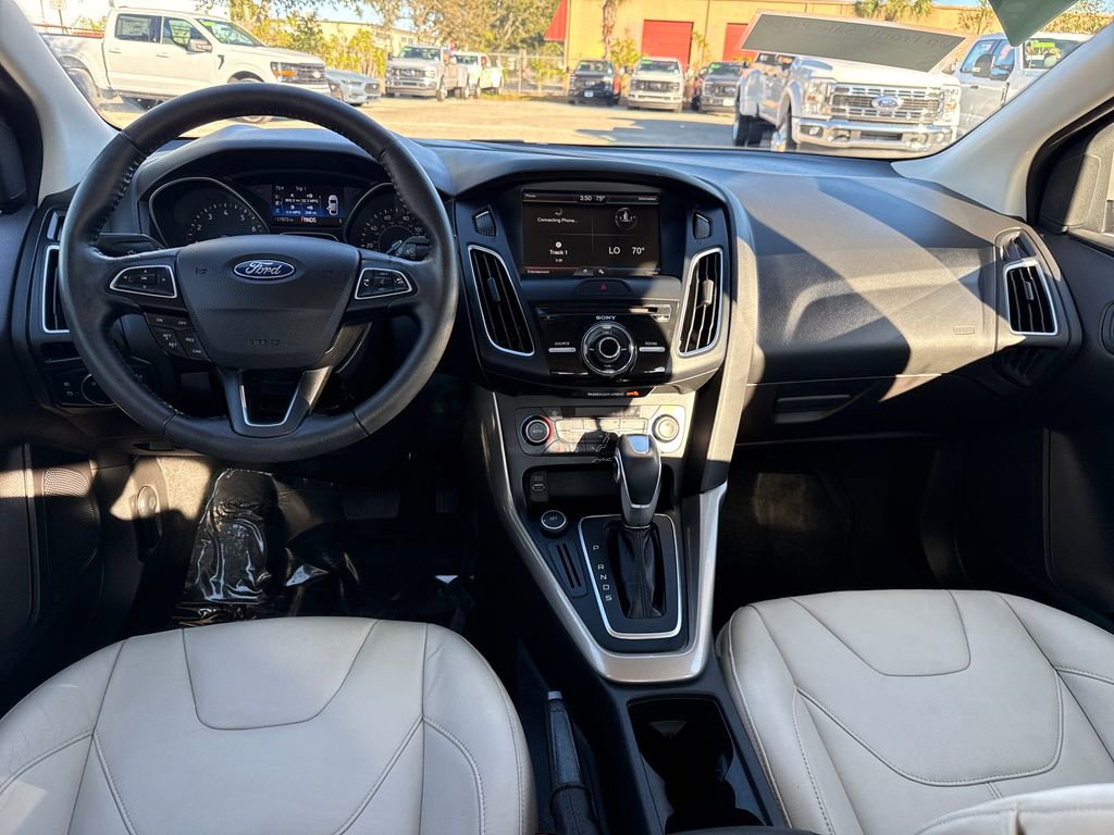 Used 2015 Ford Focus Titanium image 6