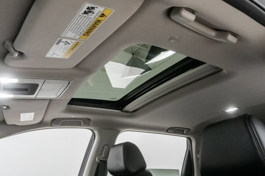 Used 2024 Honda CR-V EX-L image 11