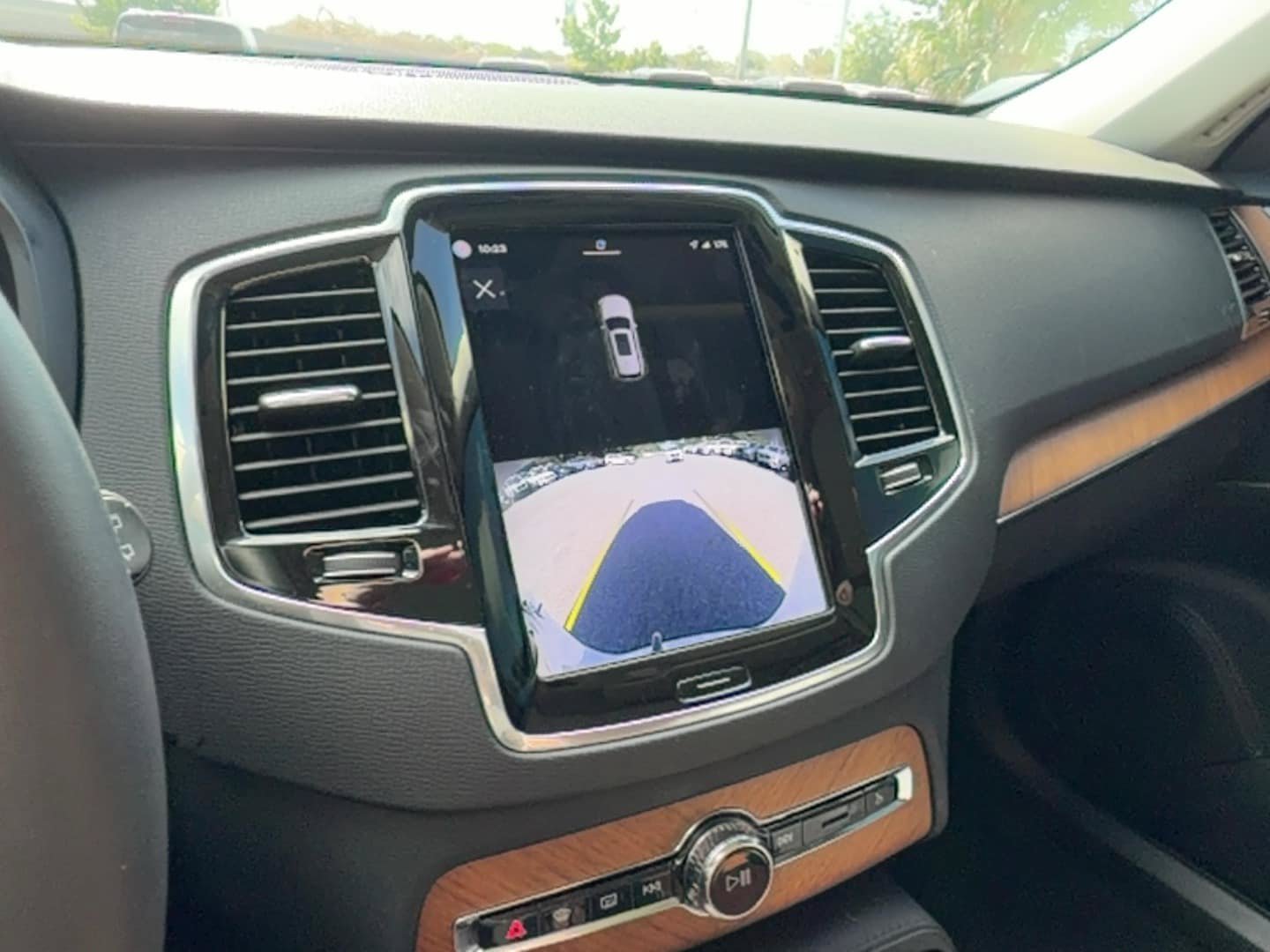 Certified 2023 Volvo XC90 T8 Plus w/ Protection Package AWD/4WD image 21