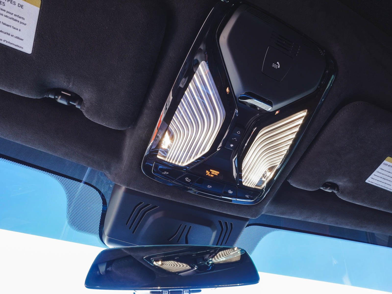 Used 2022 BMW ALPINA XB7 image 48