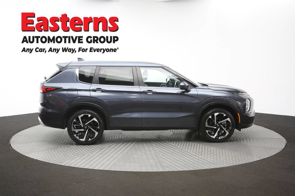 Used 2024 Mitsubishi Outlander SE FWD image 46