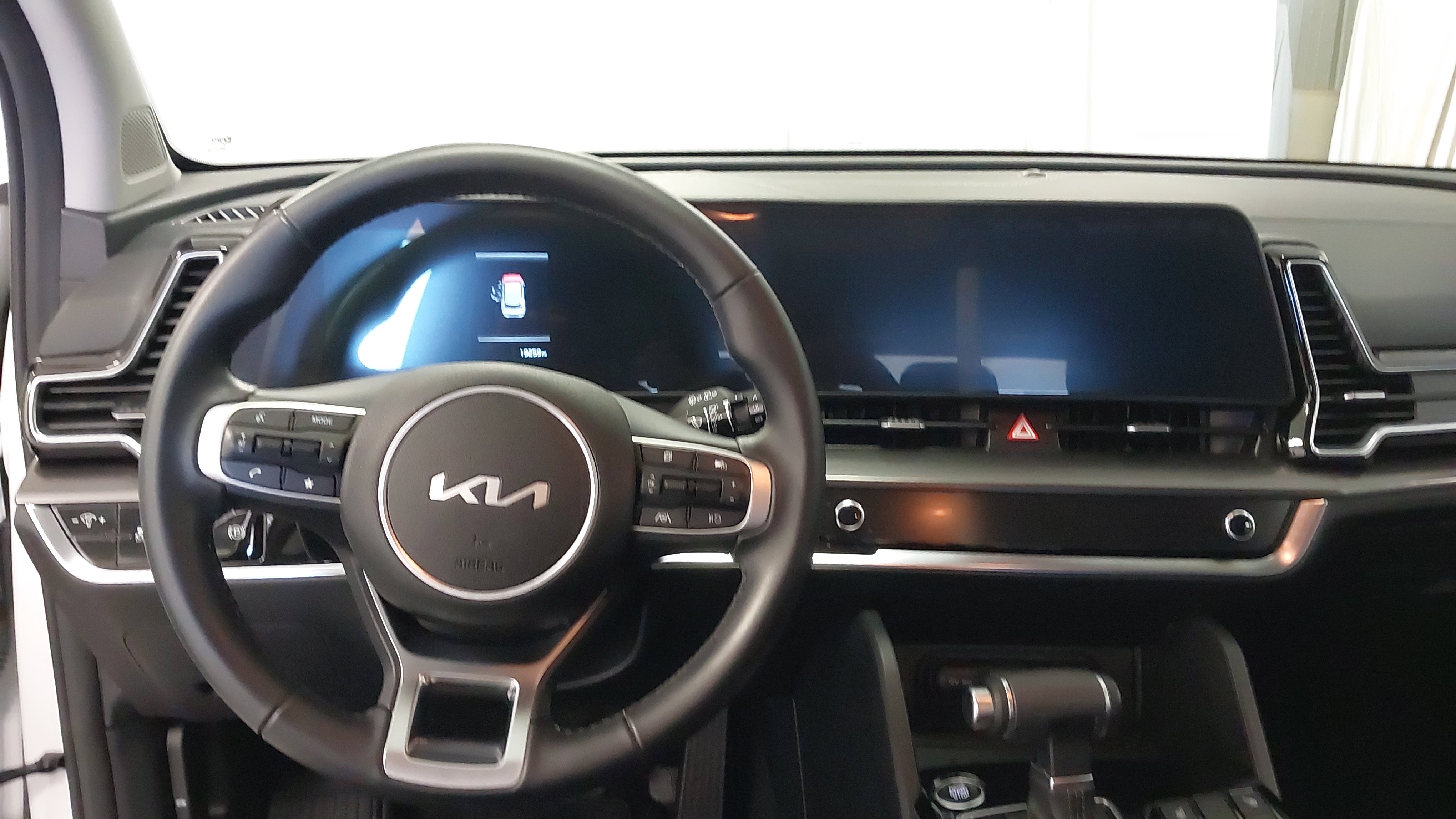Used 2024 Kia Sportage EX FWD image 26
