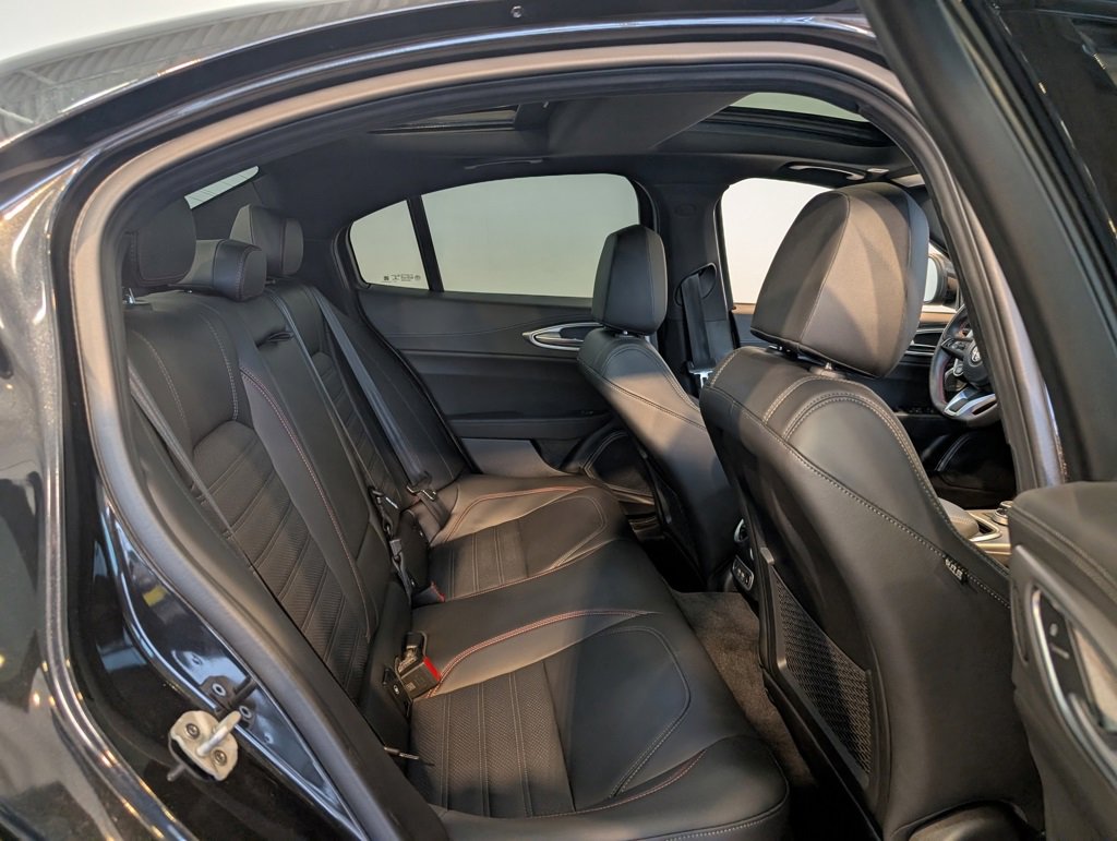 Used 2024 Alfa Romeo Giulia Ti image 28
