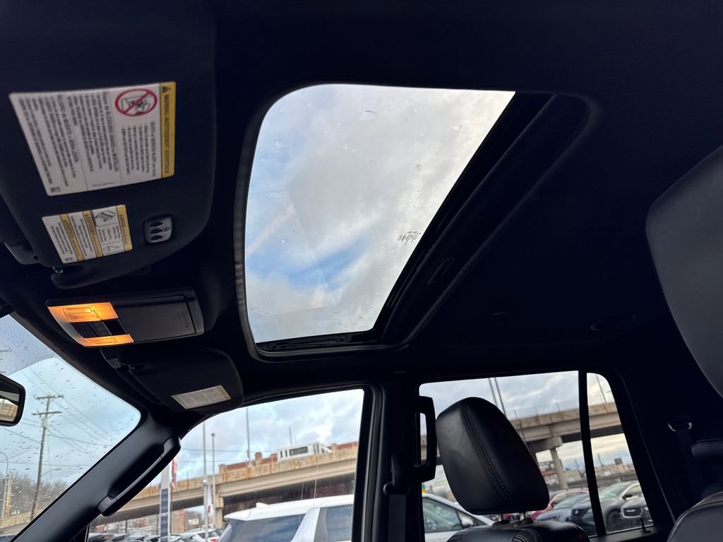 Used 2017 Ford Expedition Max Platinum image 21