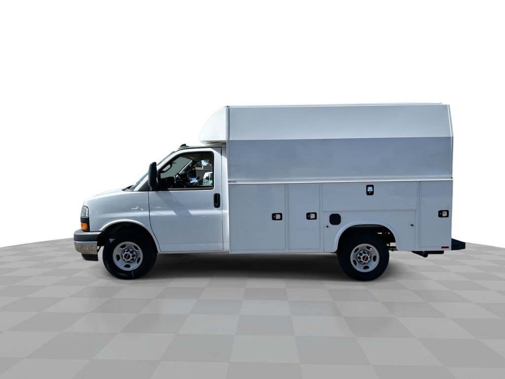 New 2025 GMC Savana 3500 Work Van w/ Power Convenience Package image 5