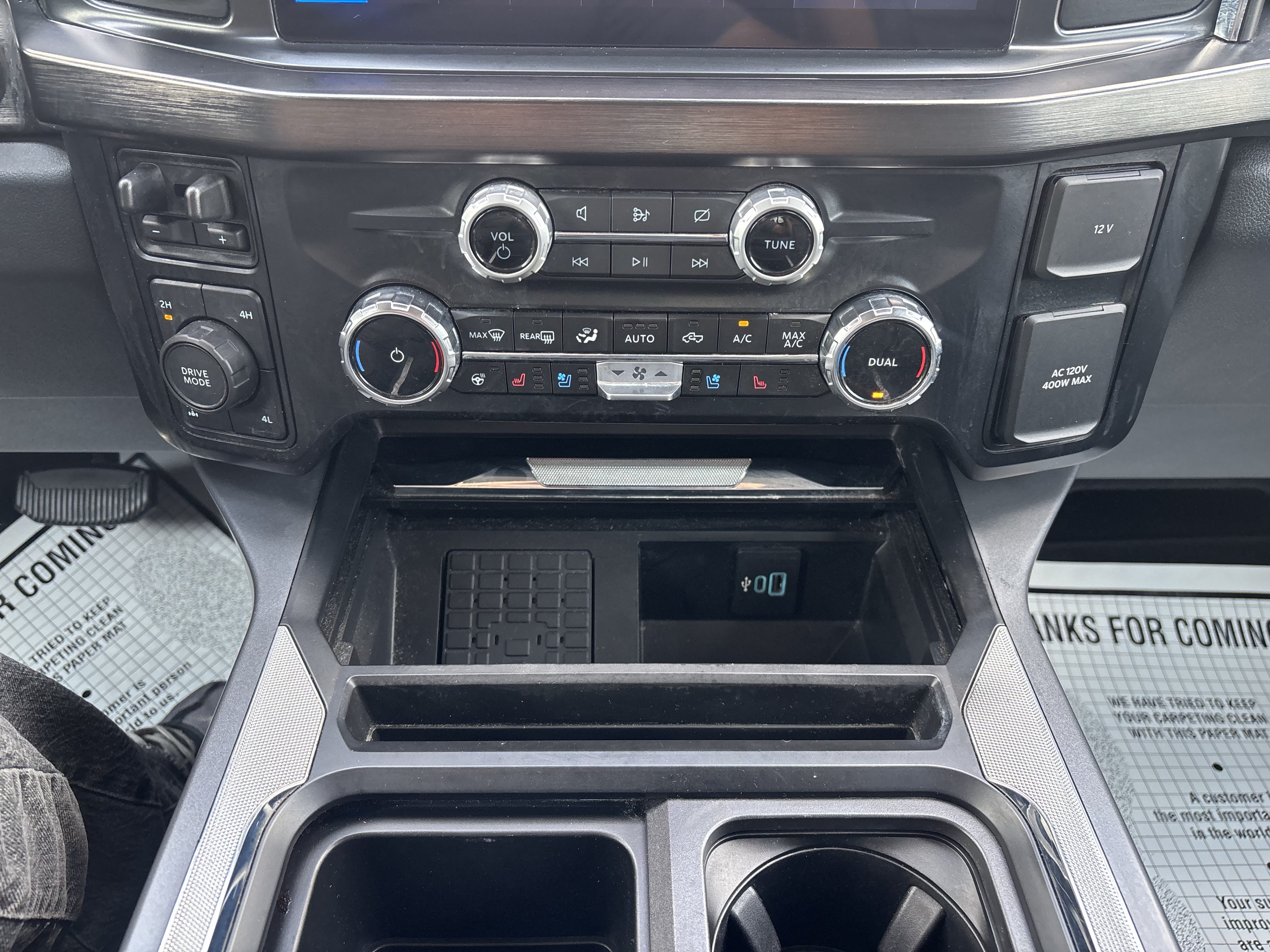 Certified 2024 Ford F250 Lariat w/ Lariat Ultimate Package AWD/4WD image 34