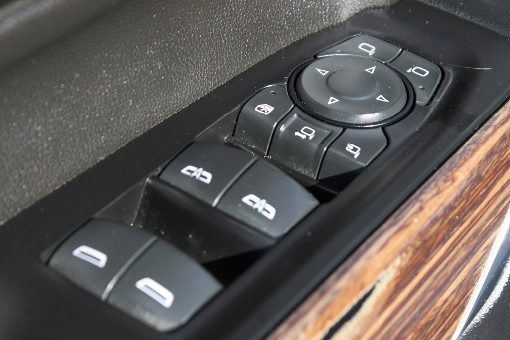 Used 2020 Chevrolet Silverado 3500 High Country w/ Z71 Off-Road Package image 19