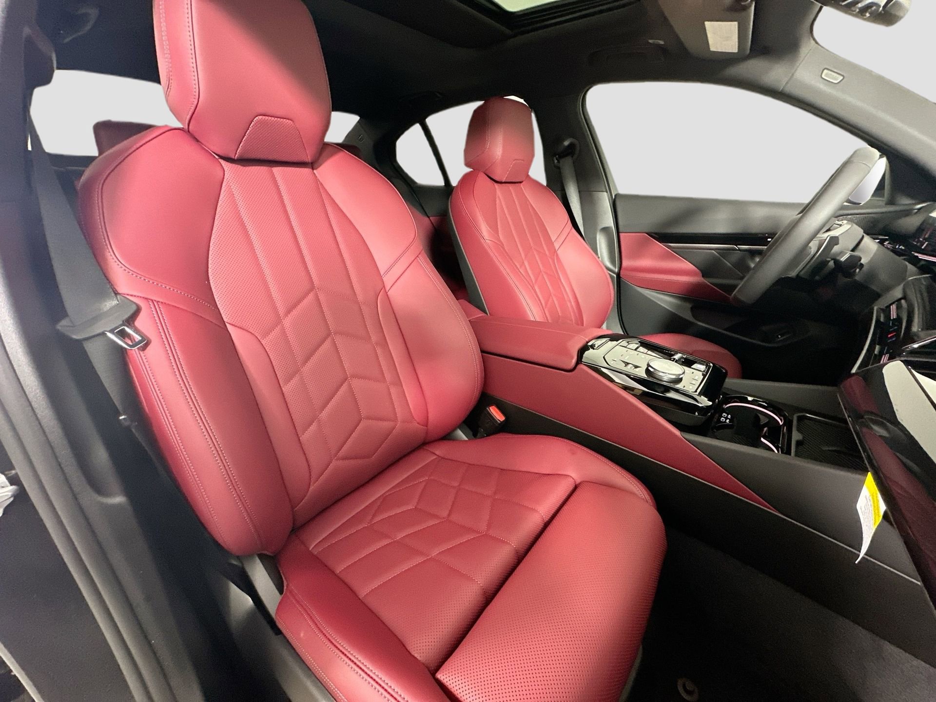 New 2026 BMW 530i xDrive w/ Premium Package image 27