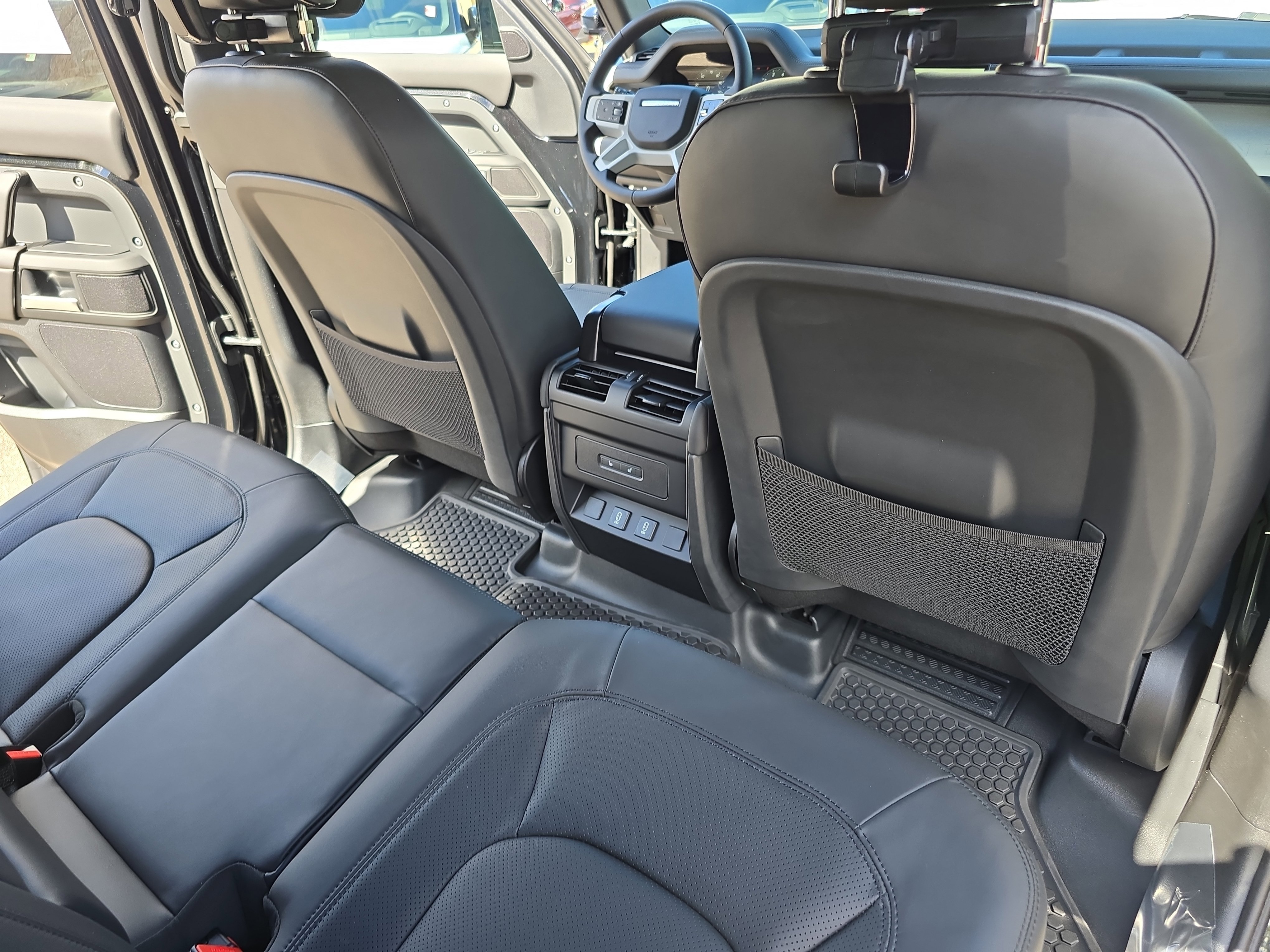 New 2026 Land Rover Defender 110 S image 11