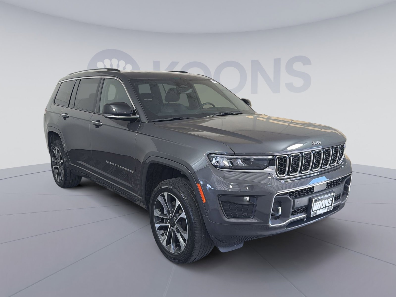 Used 2023 Jeep Grand Cherokee L Overland image 10