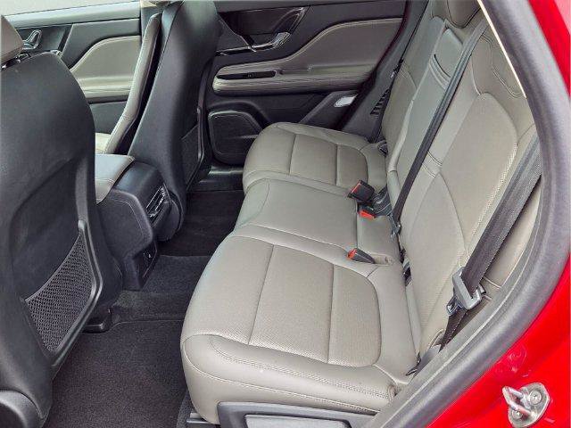 Used 2024 Lincoln Corsair Grand Touring AWD/4WD image 12