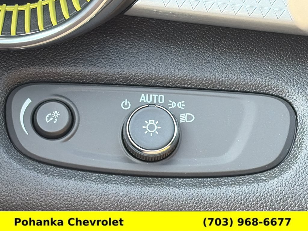 New 2026 Chevrolet Trax LT w/ Driver Confidence Package FWD image 14
