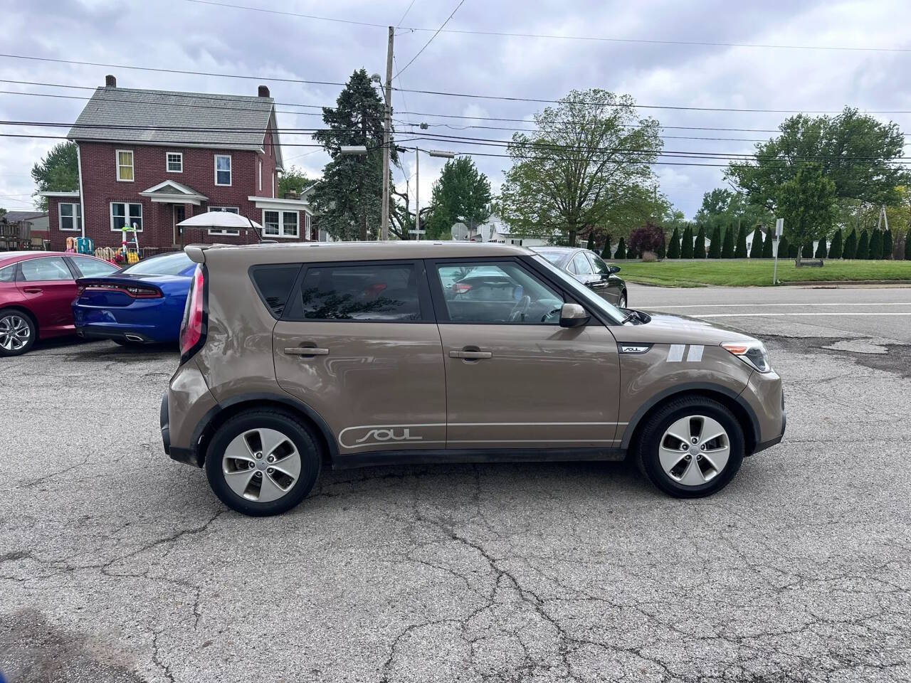 Used 2016 Kia Soul FWD image 4