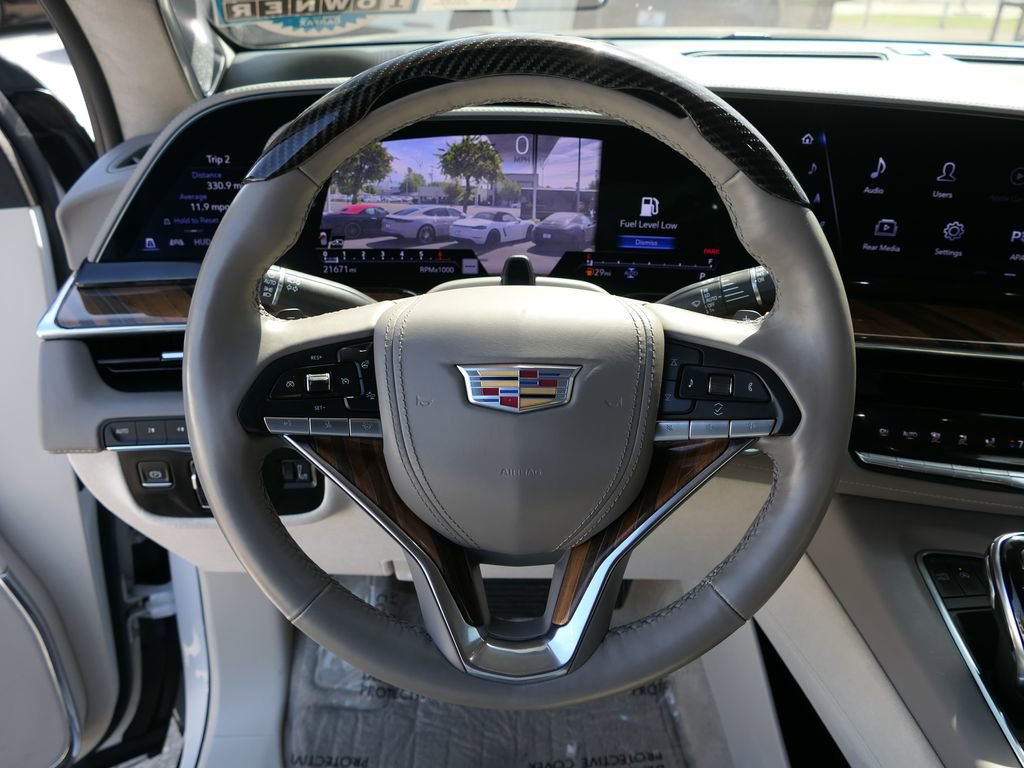 Used 2024 Cadillac Escalade Sport Platinum AWD/4WD image 18