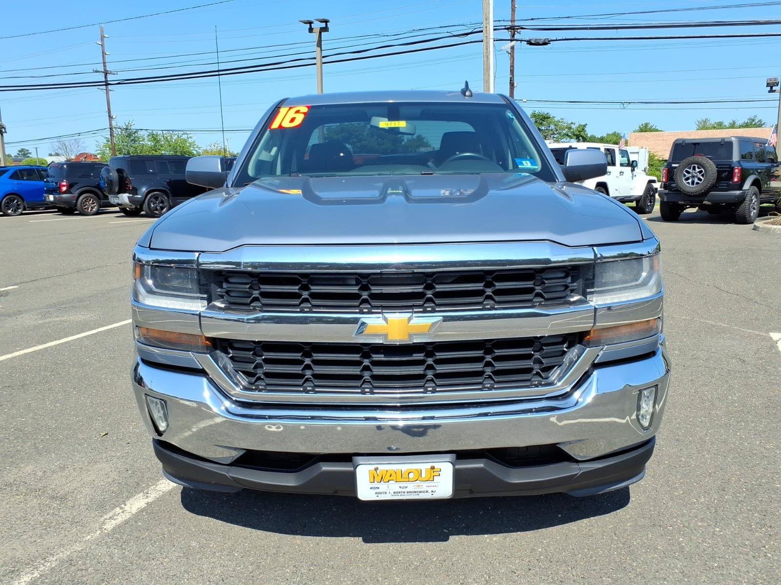 Used 2016 Chevrolet Silverado 1500 LT w/ All Star Edition RWD image 2